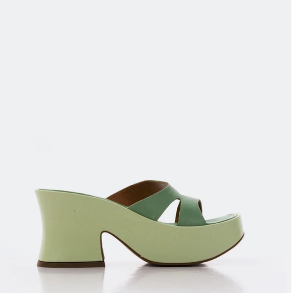 L’intervalle mint leather sandals, size 37 - Picture 4 of 9